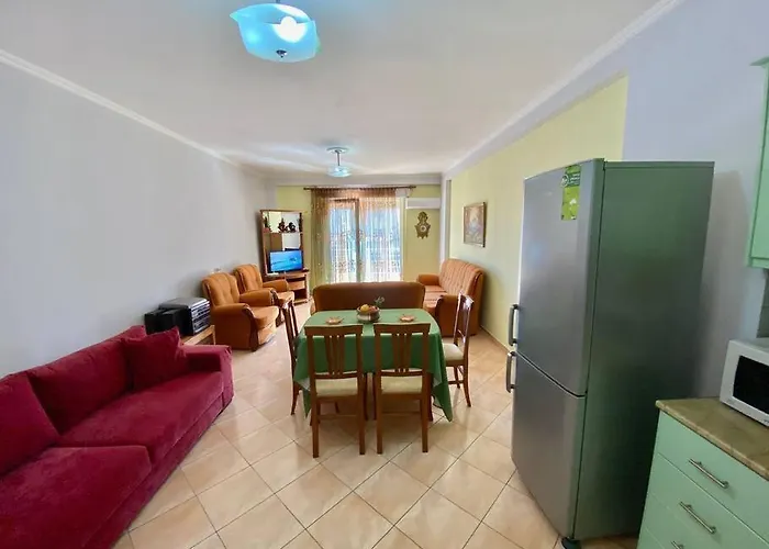 Family Friendly 2-bedroom In :) * Durrës