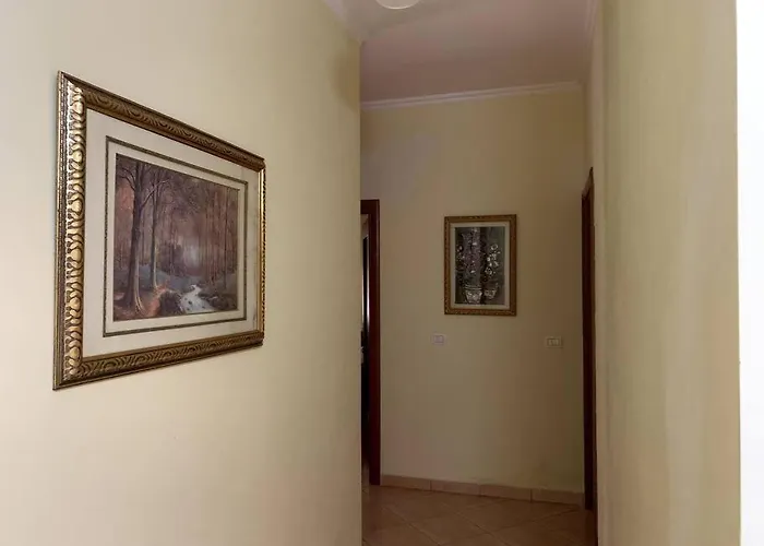 Family Friendly 2-bedroom In :) Appartement Durrës