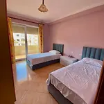 Family Friendly 2-bedroom In :)
