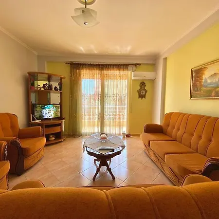 Apartmán Family Friendly 2-bedroom In :)