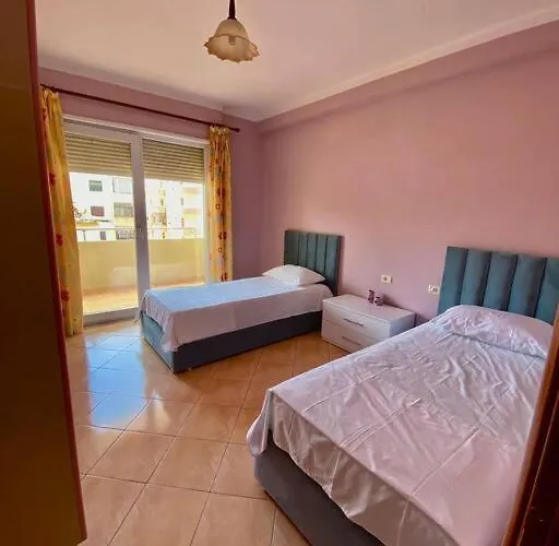 Family Friendly 2-bedroom In :)